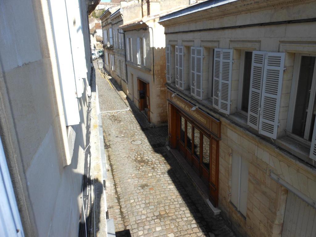 Aparthotel Les Logis Du Roy Saint-Émilion Zimmer foto